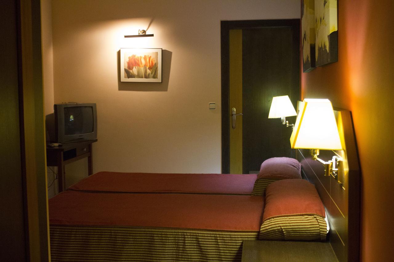 Hotel La Parrilla Албокс Екстериор снимка